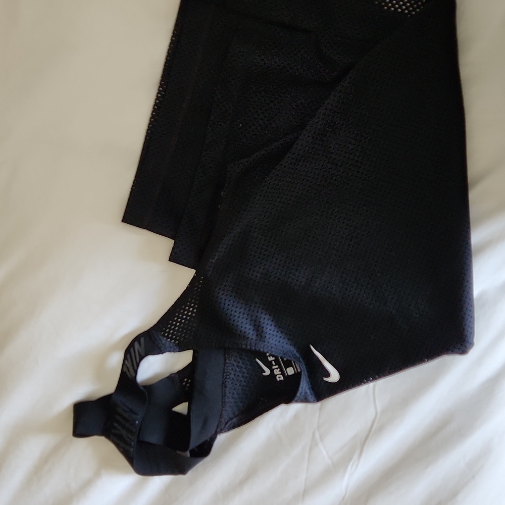 Nike Halter - Picture 3 of 3